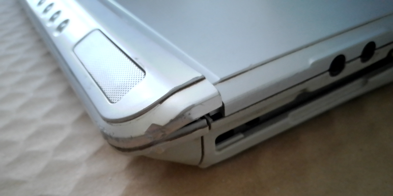 Fujitsu FMV-Biblo NB53E: повреждение