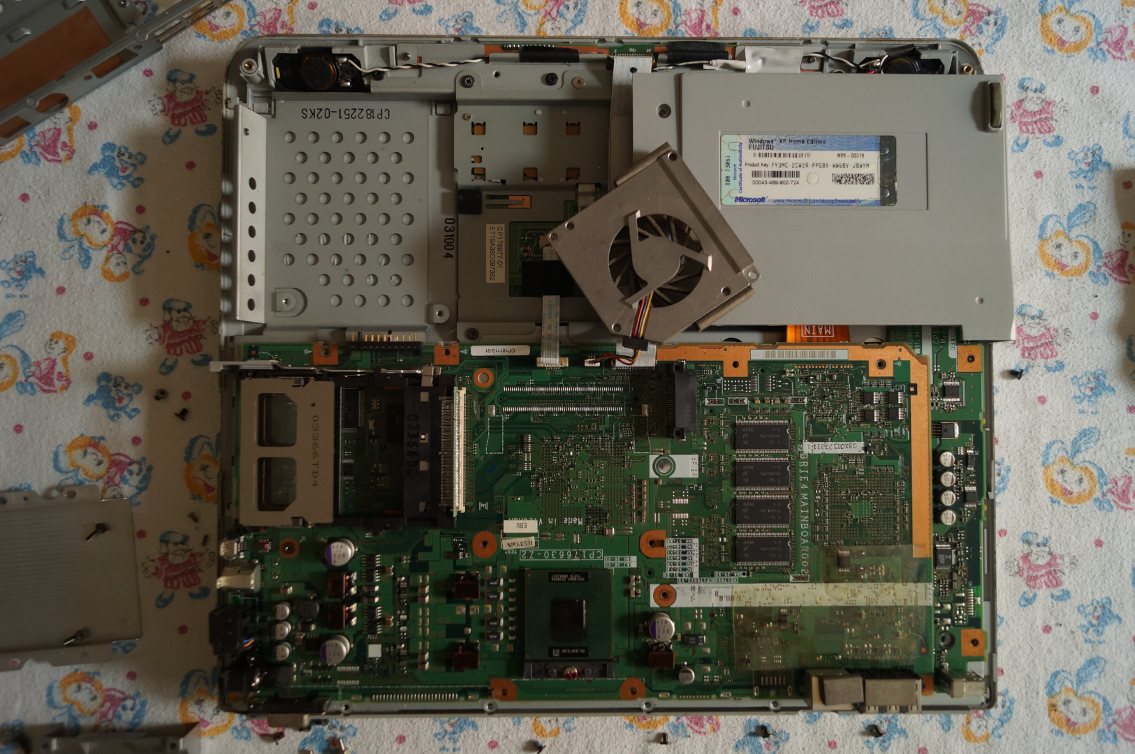 Fujitsu FMV-Biblo NB53E: системная плата
