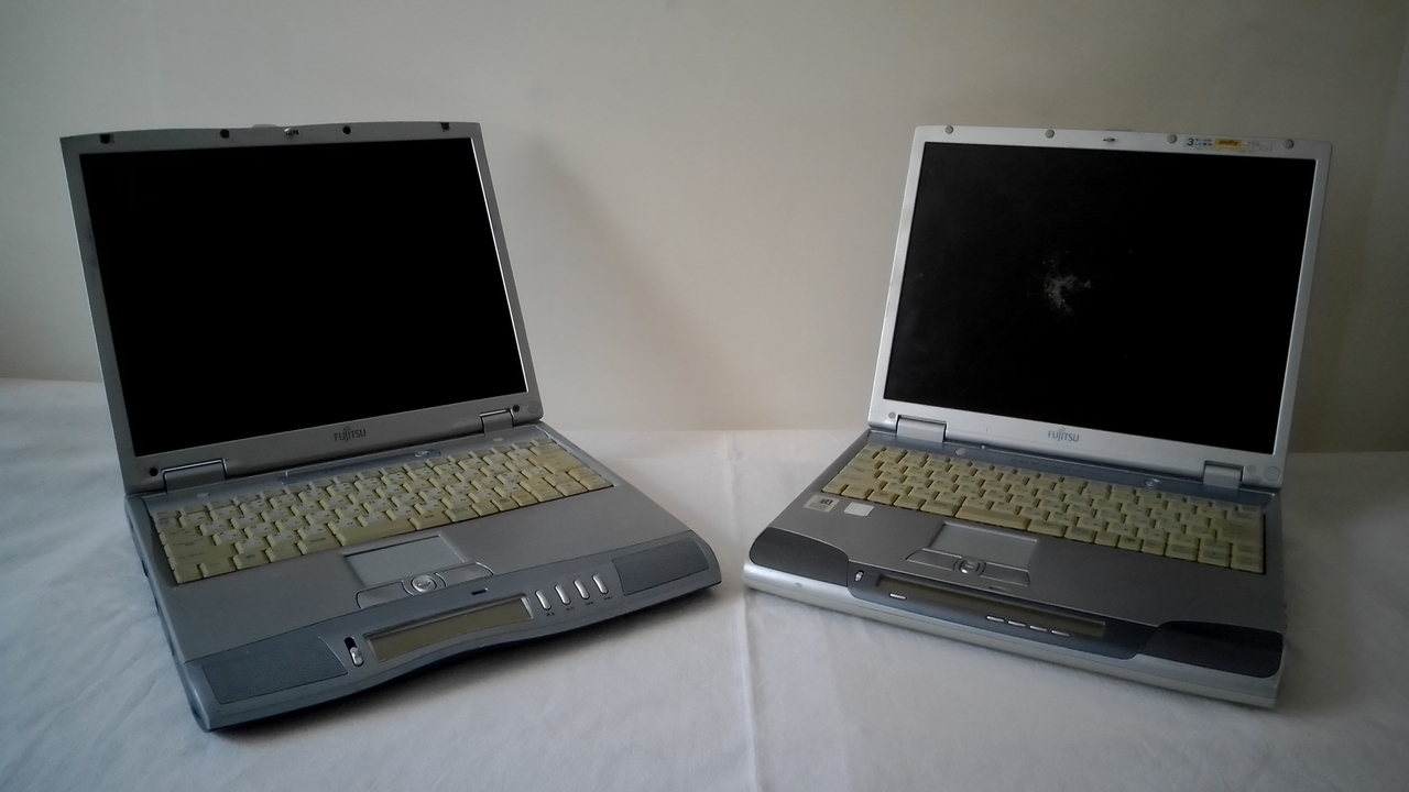 Fujitsu FMV-Biblo NE6 и NE7: в открытом виде