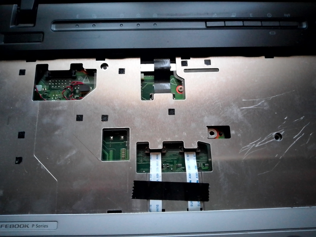 Fujitsu LifeBook P701: шлейфы