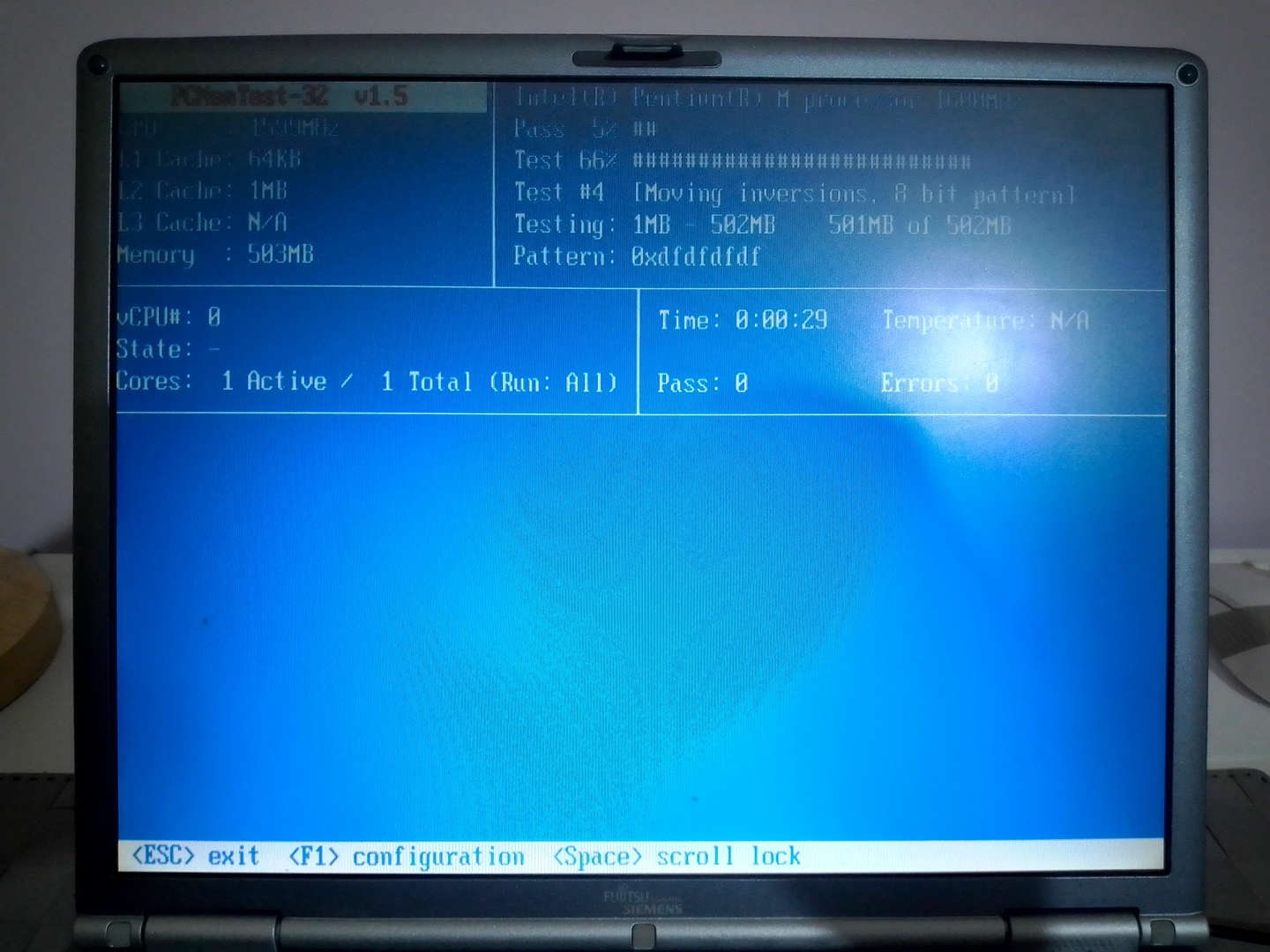 Fujitsu-Siemens LifeBook S6120: старт PCMemTest