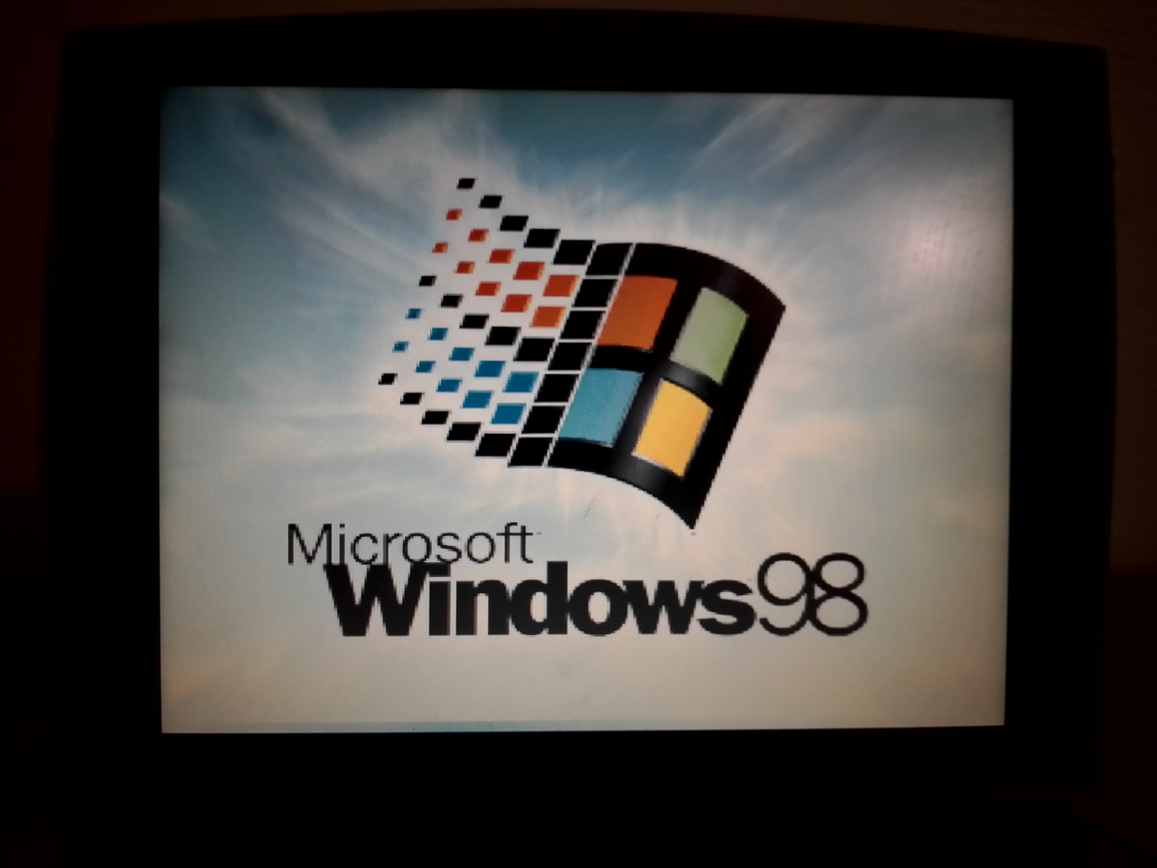 Compaq Presario 1250: заставка Windows